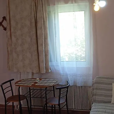 Giannis Valeria * עיר רודוס